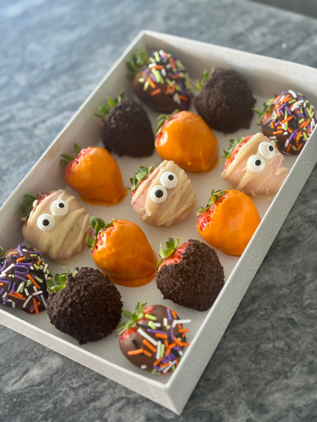Halloween Strawberry Box